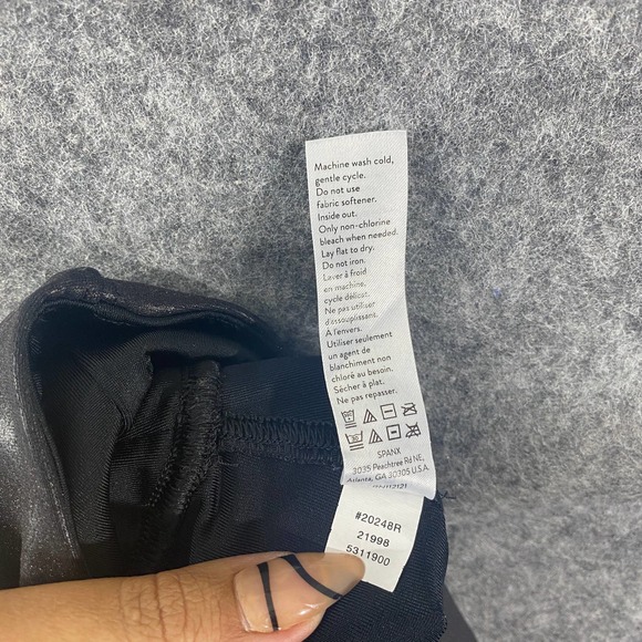 SPANX Black Quilted Leggings - Picture 10 of 15